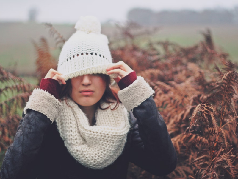 6 Kinds of Scarf Matching Suggestions for Women's Bags