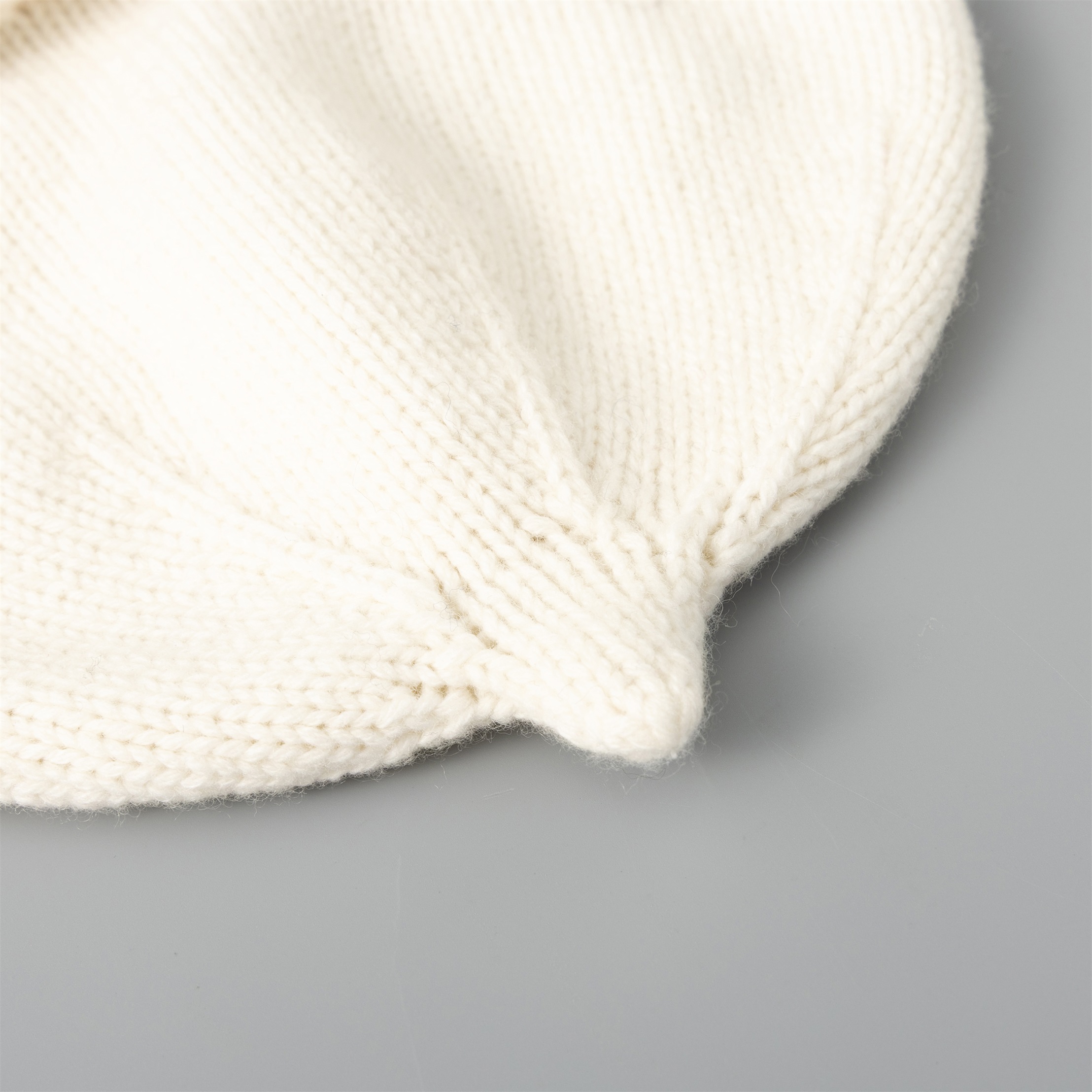 M95088 Wholesale Soft Winter Hats Custom Logo Warm Thick Wool Knitted Beanie Hat