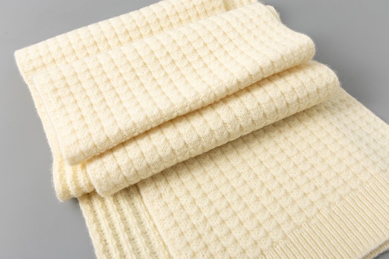 95109 Wool Knitted Long Winter Scarf Soft Skin Friendly Multi-Color Warmth Scarf