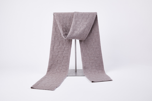 9516 Custom Men's Winter Scarf New Fashion100% Wool Shawl Traditional Style