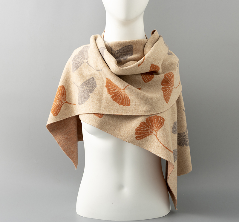 95143 Autumn And Winter Comfortable Scarf 100%Wool Leaf Scarf Warm Shawl Scarf for Women