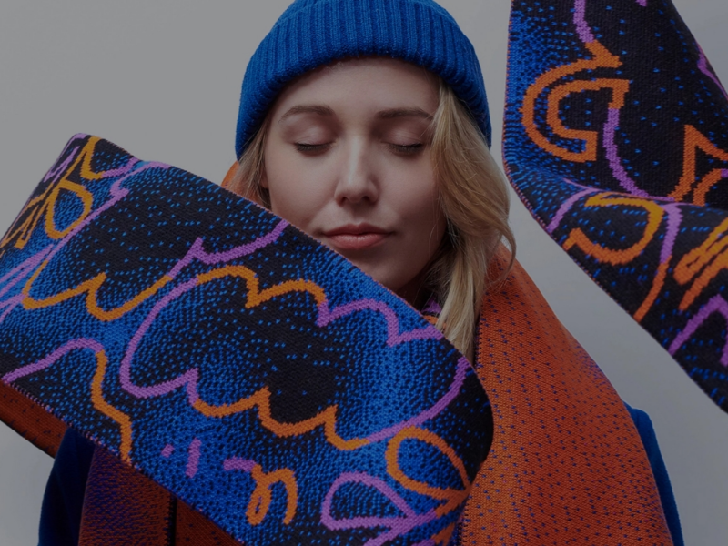 Precautions for Customizing Business-style Scarves