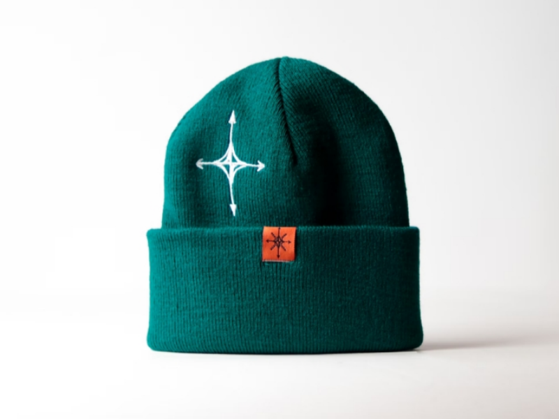 How Do Popular Colors Affect Hat Sales?