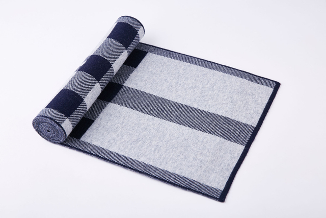 9640 Wholesale of New Products Multi-color Customizable logo 100% Wool Scarf