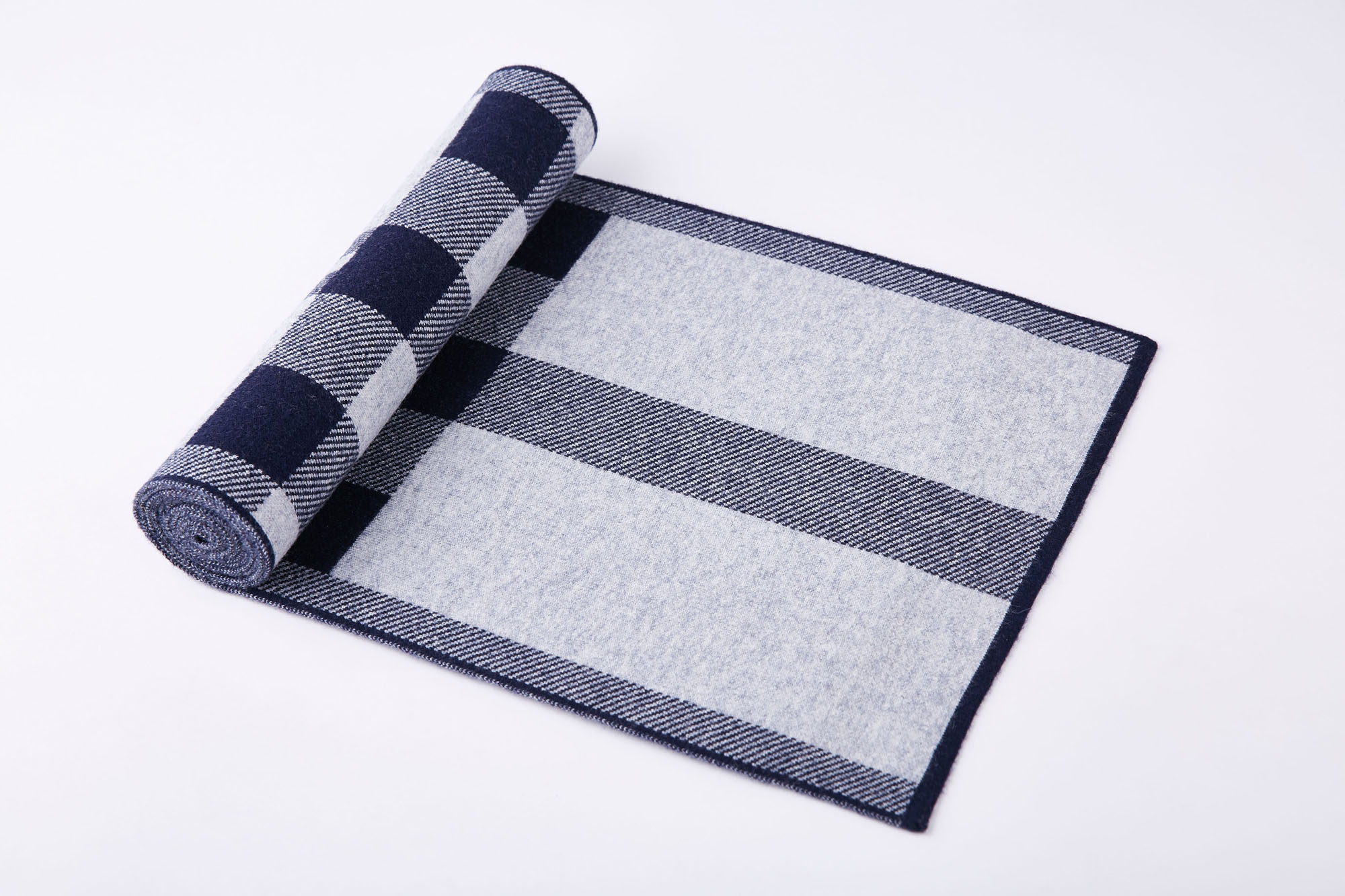 9640 Wholesale of New Products Multi-color Customizable logo 100% Wool Scarf