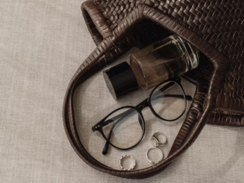 Suggestions on The Design And Functional Configuration of Women's Office Bags